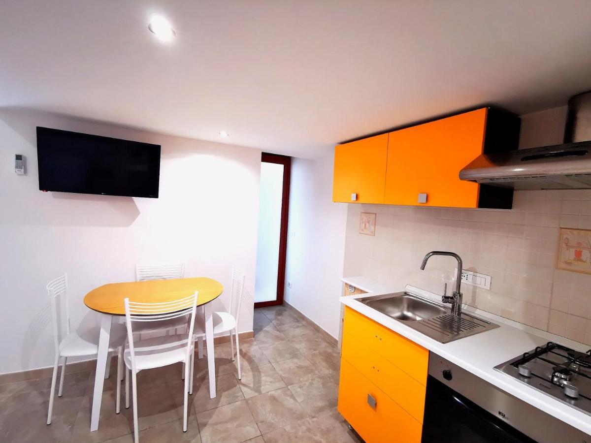 Guru House B&B Apartments Milazzo Kültér fotó
