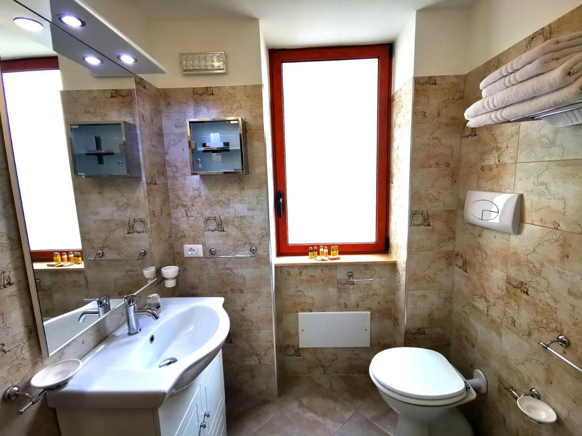 Guru House B&B Apartments Milazzo Kültér fotó